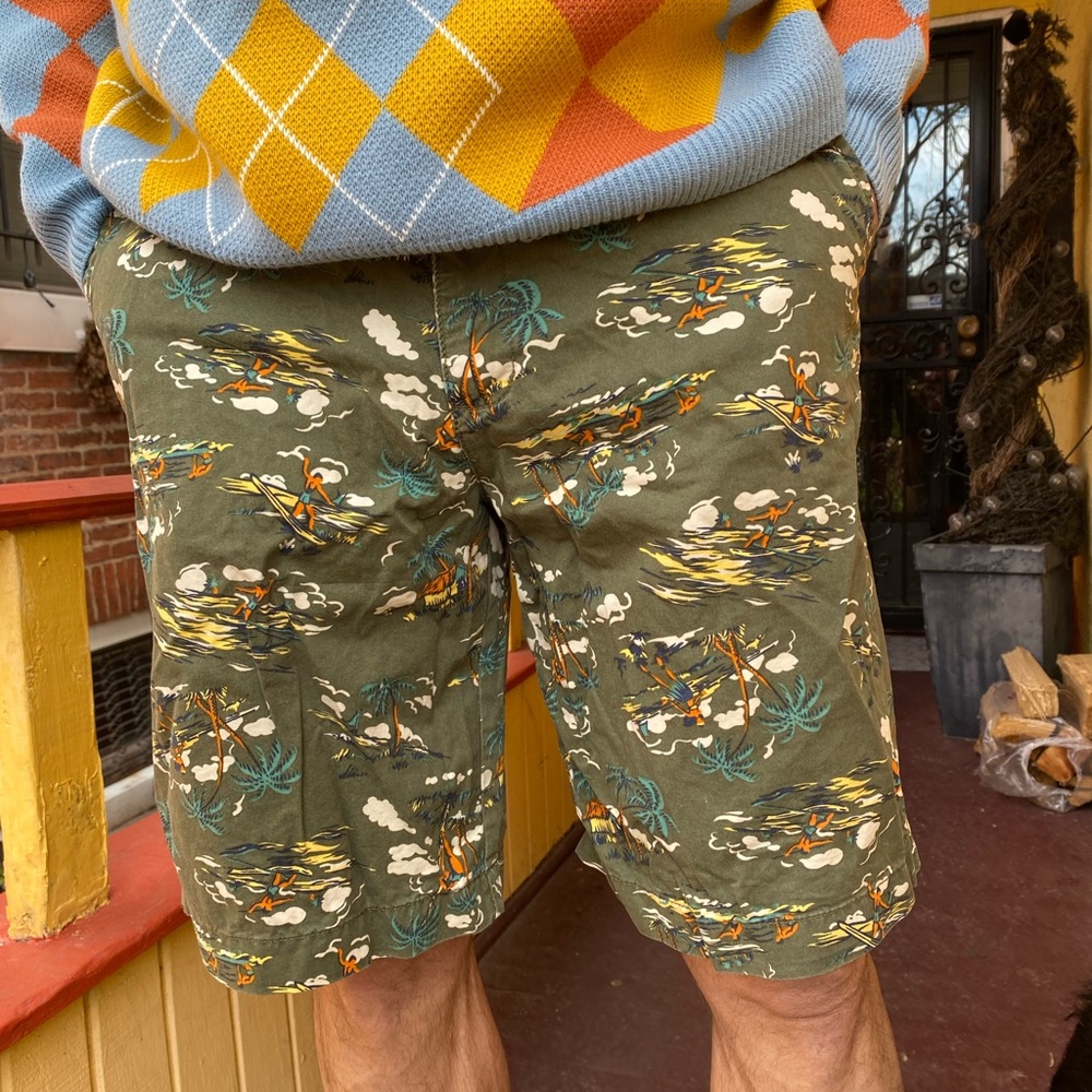 2 pairs of tropical old navy shorts one lightly worn one with tags